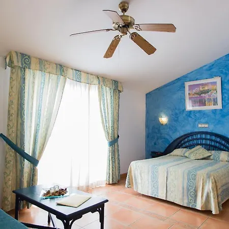 Neptuno Апартаменты Калелья