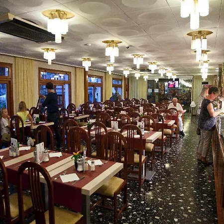 Neptuno Апартаменты *