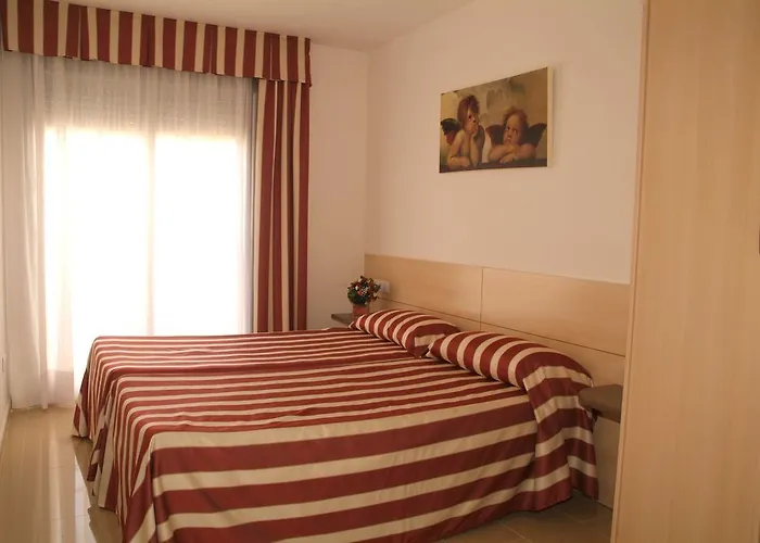 Neptuno Apartment 3*